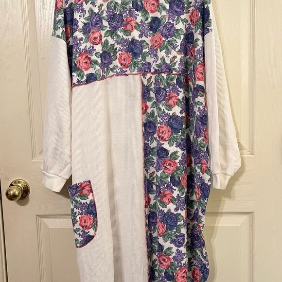 Roaman's Purple and Pink Robe Intimates & Sleepwear - Picture 1 of 7